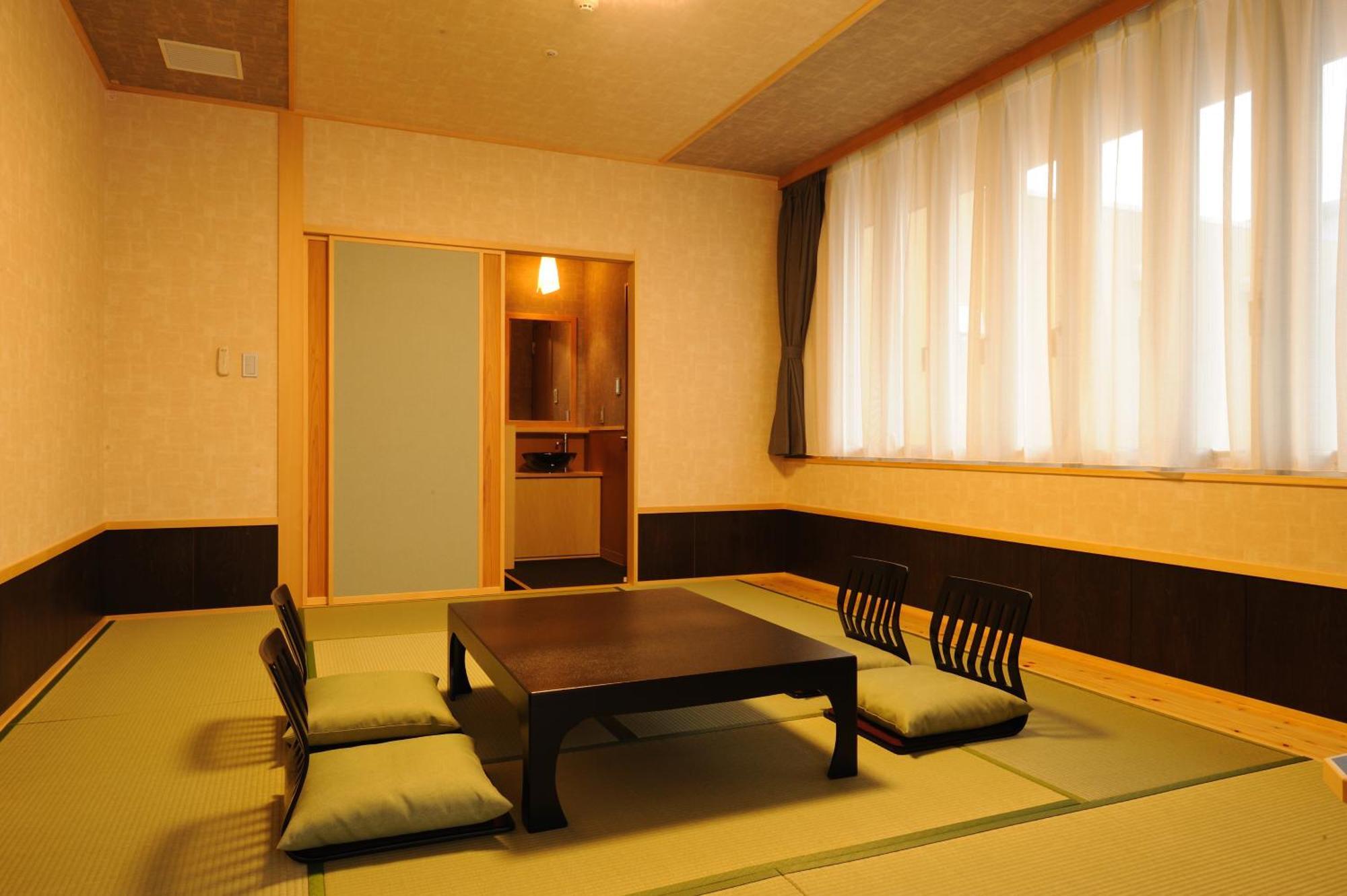 Ooedo Onsen Monogatari Urayasu Mangekyo Hotel Exterior photo